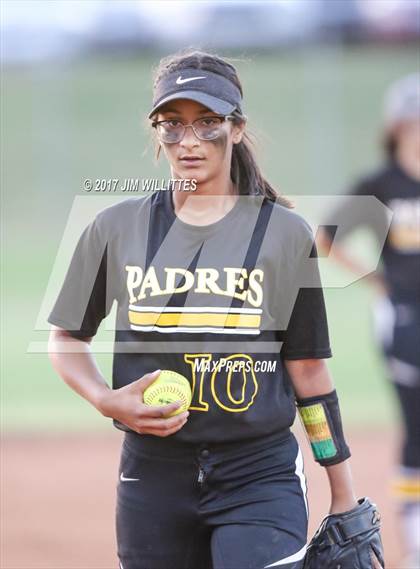 Thumbnail 2 in Marcos de Niza vs Veritas Prep (Chandler Prep Softball Classic Gold Final) photogallery.