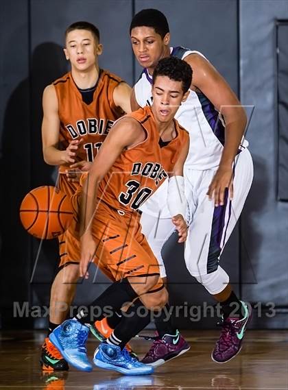 Thumbnail 1 in Dobie vs. Humble (McDonald's Texas Invitational) photogallery.