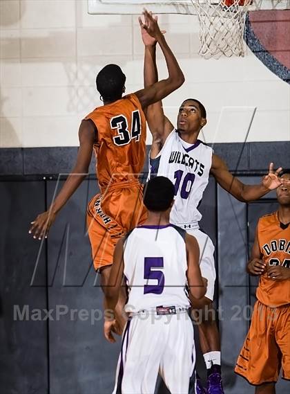 Thumbnail 3 in Dobie vs. Humble (McDonald's Texas Invitational) photogallery.