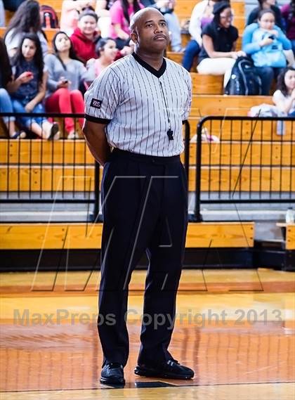 Thumbnail 1 in Dobie vs. Humble (McDonald's Texas Invitational) photogallery.