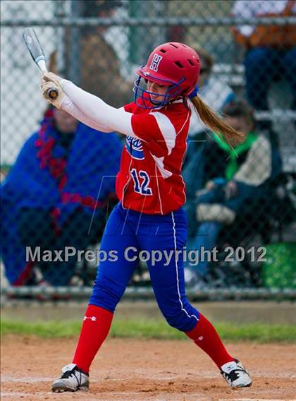 Thumbnail 3 in Brazoswood vs Hays (Brazosport Classic) photogallery.