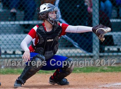 Thumbnail 3 in Brazoswood vs Hays (Brazosport Classic) photogallery.