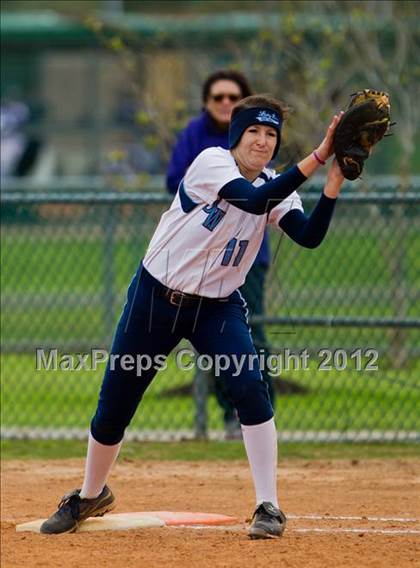 Thumbnail 1 in Brazoswood vs Hays (Brazosport Classic) photogallery.