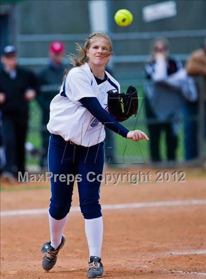 Thumbnail 3 in Brazoswood vs Hays (Brazosport Classic) photogallery.