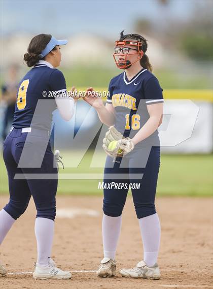 Thumbnail 3 in Selma vs. Monache photogallery.
