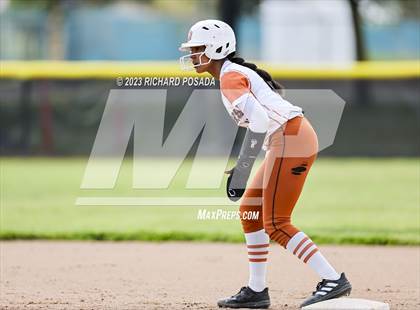 Thumbnail 3 in Selma vs. Monache photogallery.