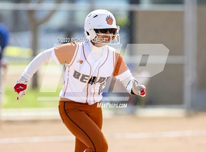 Thumbnail 2 in Selma vs. Monache photogallery.