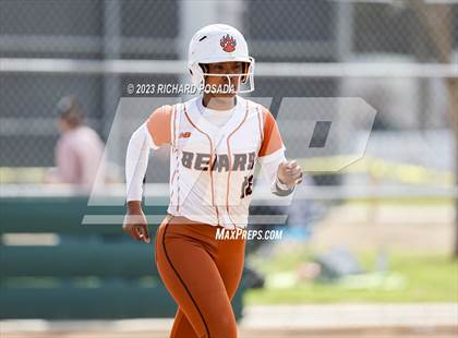 Thumbnail 2 in Selma vs. Monache photogallery.