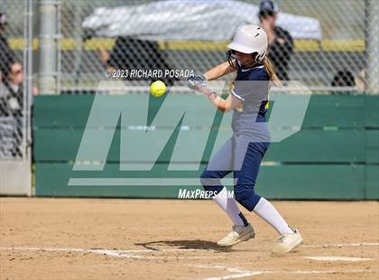 Thumbnail 3 in Selma vs. Monache photogallery.
