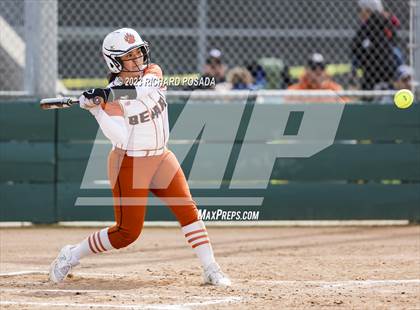 Thumbnail 2 in Selma vs. Monache photogallery.