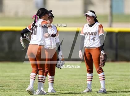 Thumbnail 1 in Selma vs. Monache photogallery.