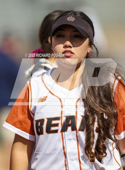 Thumbnail 2 in Selma vs. Monache photogallery.