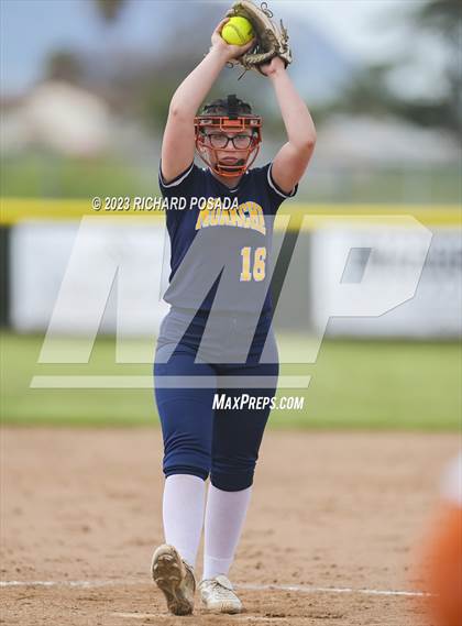 Thumbnail 2 in Selma vs. Monache photogallery.