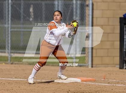 Thumbnail 1 in Selma vs. Monache photogallery.