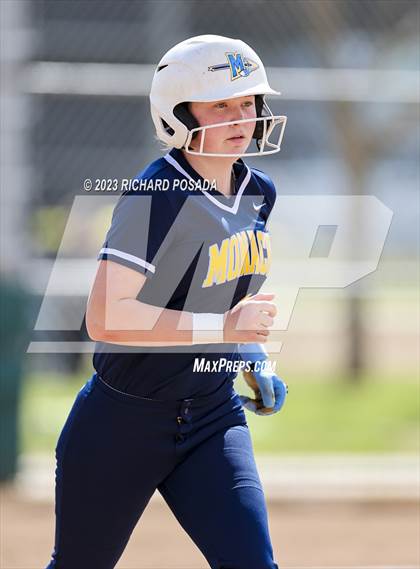 Thumbnail 3 in Selma vs. Monache photogallery.