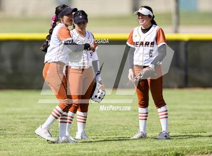 Thumbnail 2 in Selma vs. Monache photogallery.