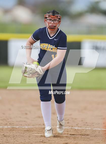 Thumbnail 1 in Selma vs. Monache photogallery.
