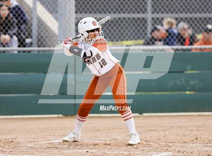 Thumbnail 2 in Selma vs. Monache photogallery.