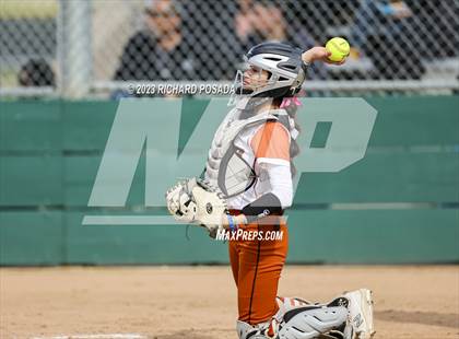 Thumbnail 3 in Selma vs. Monache photogallery.