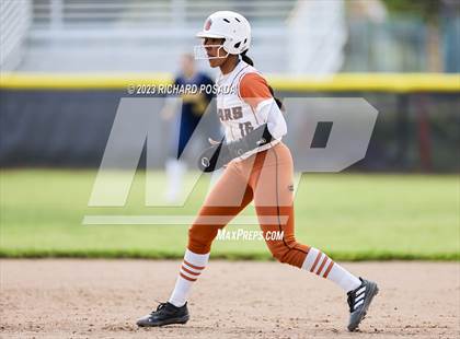 Thumbnail 1 in Selma vs. Monache photogallery.