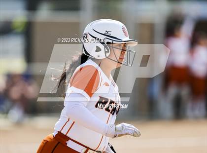 Thumbnail 3 in Selma vs. Monache photogallery.
