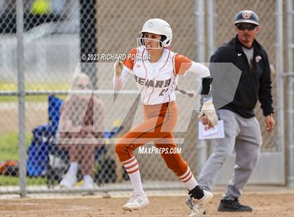 Thumbnail 2 in Selma vs. Monache photogallery.