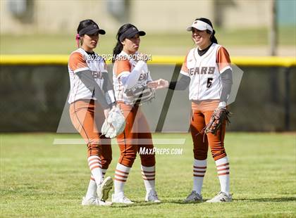 Thumbnail 3 in Selma vs. Monache photogallery.