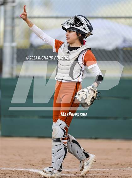Thumbnail 2 in Selma vs. Monache photogallery.