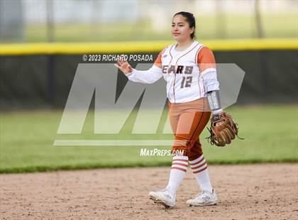 Thumbnail 2 in Selma vs. Monache photogallery.
