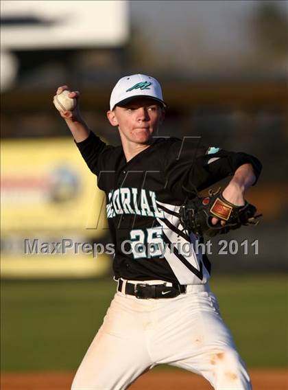 Thumbnail 2 in Pasadena Memorial vs Lamar Consolidated (Kenny Crafton Tournament) photogallery.