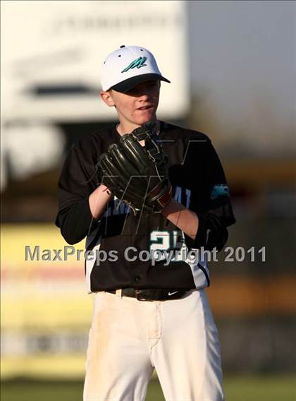 Thumbnail 1 in Pasadena Memorial vs Lamar Consolidated (Kenny Crafton Tournament) photogallery.