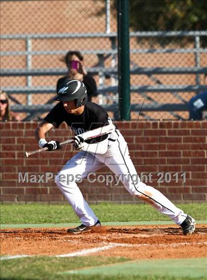 Thumbnail 1 in Pasadena Memorial vs Lamar Consolidated (Kenny Crafton Tournament) photogallery.