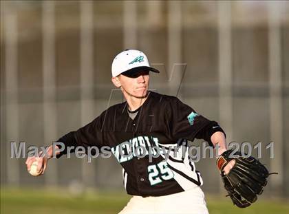 Thumbnail 1 in Pasadena Memorial vs Lamar Consolidated (Kenny Crafton Tournament) photogallery.