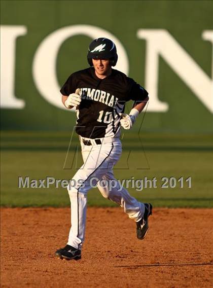 Thumbnail 2 in Pasadena Memorial vs Lamar Consolidated (Kenny Crafton Tournament) photogallery.