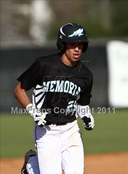 Thumbnail 1 in Pasadena Memorial vs Lamar Consolidated (Kenny Crafton Tournament) photogallery.