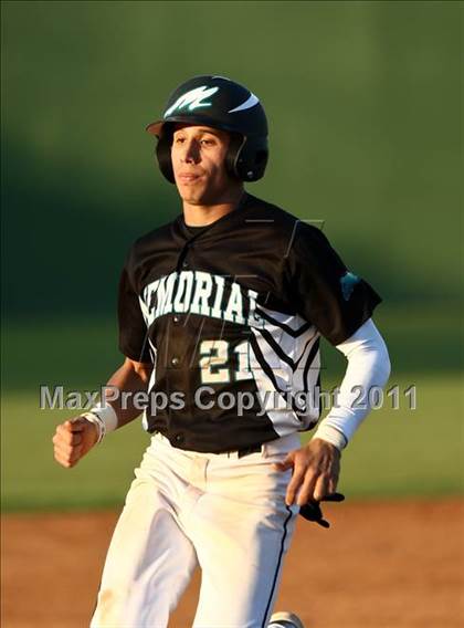Thumbnail 3 in Pasadena Memorial vs Lamar Consolidated (Kenny Crafton Tournament) photogallery.