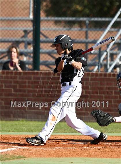 Thumbnail 3 in Pasadena Memorial vs Lamar Consolidated (Kenny Crafton Tournament) photogallery.