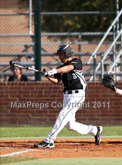 Thumbnail 3 in Pasadena Memorial vs Lamar Consolidated (Kenny Crafton Tournament) photogallery.