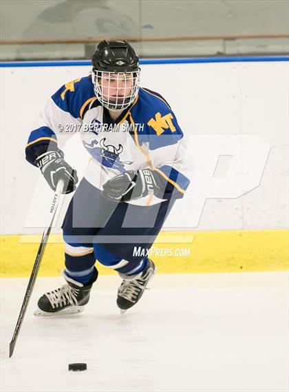 Thumbnail 2 in Williamsville vs Kenmore/Grand Island (Section 6 Semifinal) photogallery.