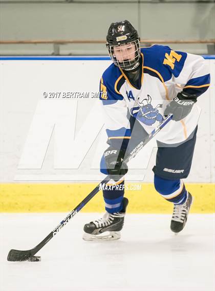 Thumbnail 3 in Williamsville vs Kenmore/Grand Island (Section 6 Semifinal) photogallery.