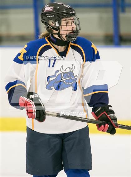 Thumbnail 2 in Williamsville vs Kenmore/Grand Island (Section 6 Semifinal) photogallery.