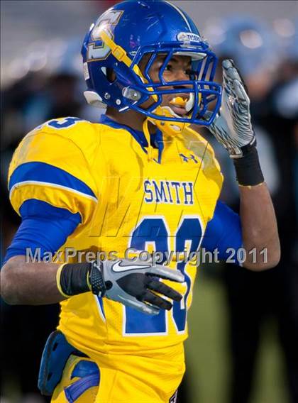 Thumbnail 1 in Centreville vs. Oscar Smith (VHSL AAA Division 6 Final) photogallery.
