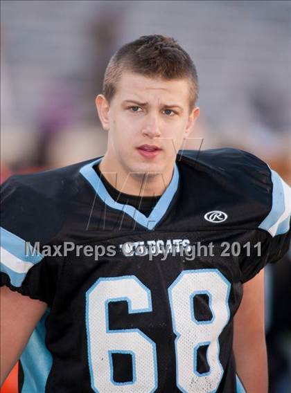 Thumbnail 3 in Centreville vs. Oscar Smith (VHSL AAA Division 6 Final) photogallery.
