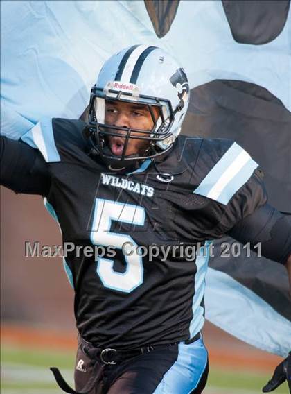 Thumbnail 3 in Centreville vs. Oscar Smith (VHSL AAA Division 6 Final) photogallery.