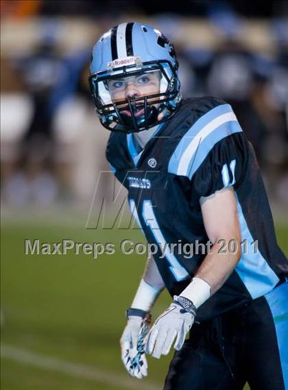 Thumbnail 2 in Centreville vs. Oscar Smith (VHSL AAA Division 6 Final) photogallery.