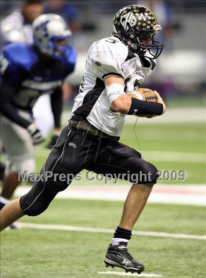 Thumbnail 1 in McCallum vs. Calhoun (Texas 4A Region 4 Playoffs) photogallery.