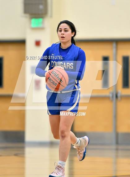 Thumbnail 3 in Clovis vs. Valley (Rumble on the River) photogallery.