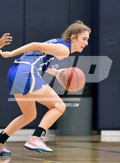 Thumbnail 3 in Clovis vs. Valley (Rumble on the River) photogallery.