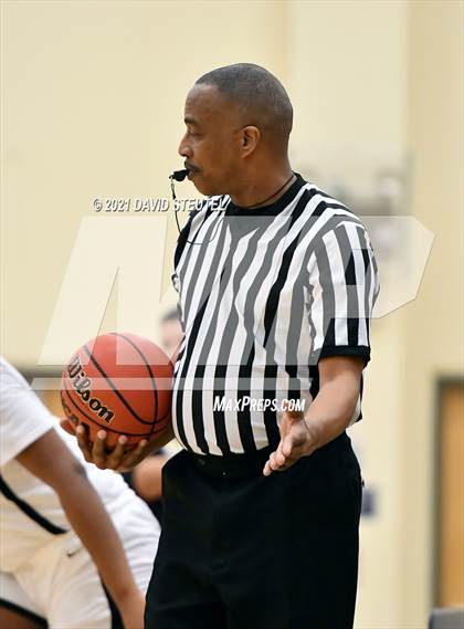Thumbnail 3 in Clovis vs. Valley (Rumble on the River) photogallery.
