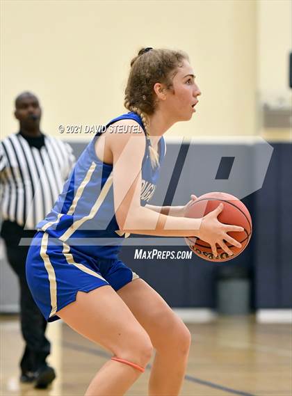 Thumbnail 3 in Clovis vs. Valley (Rumble on the River) photogallery.